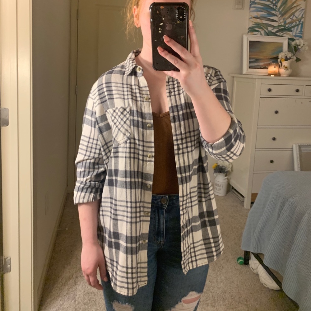 Flannel!đź’— - Picture 3 of 3